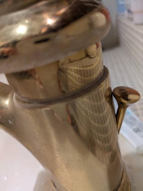 品川区小山で洗面所のポップアップ水栓既存写真