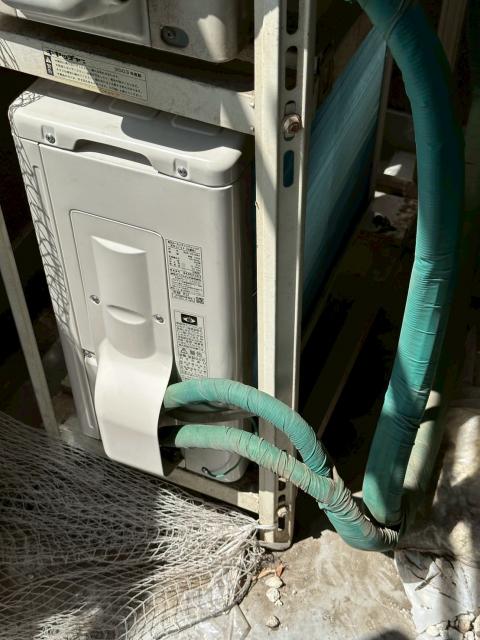 品川区小山台でエアコン交換時の室外機写真