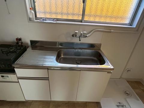 武蔵小山賃貸マンションでキッチンクリーニング後の写真