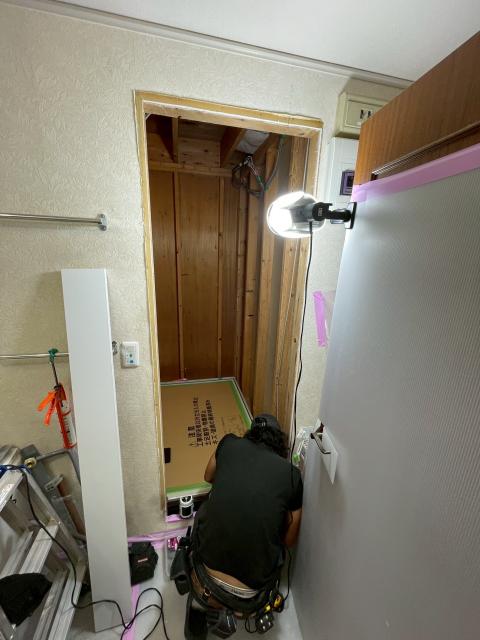 西小山ユニットバス交換工事で2日目設備工事写真1