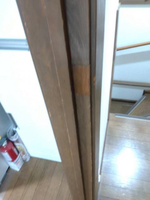 品川区小山のご自宅内の扉撤去後塗装した写真