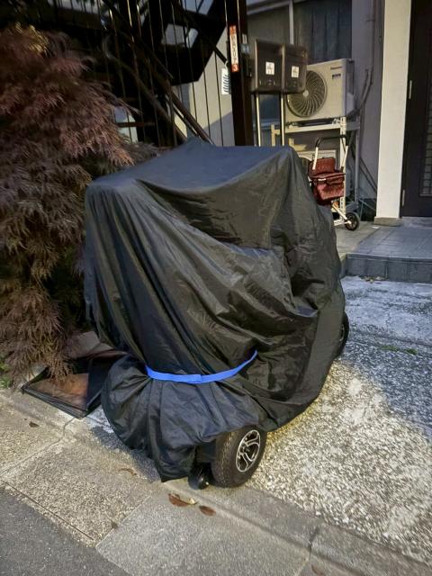 品川区旗の台で現状のシニアカーを置いている写真