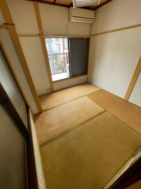 品川区旗の台にあるアパートの畳の既存の写真