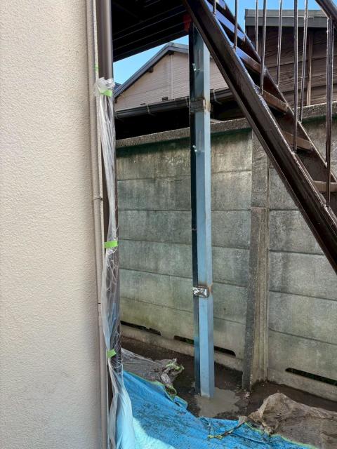 品川区小山台のアパートの鉄骨階段入れ替えした写真