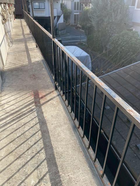 品川区小山台のアパートの鉄骨階段2階部分既存写真