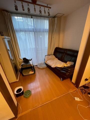 目黒区下目黒で床の張替えの現地点検したときの写真