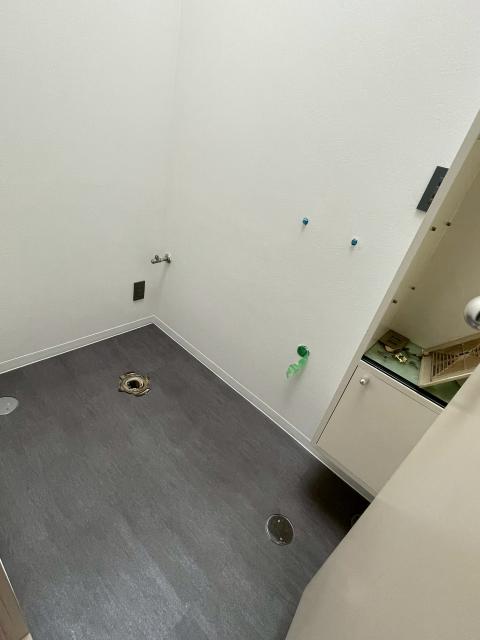 品川区小山でトイレ床材張り替えた写真