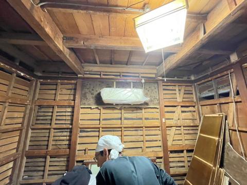 西小山の戸建て住宅の和室リニューアル工事解体中写真