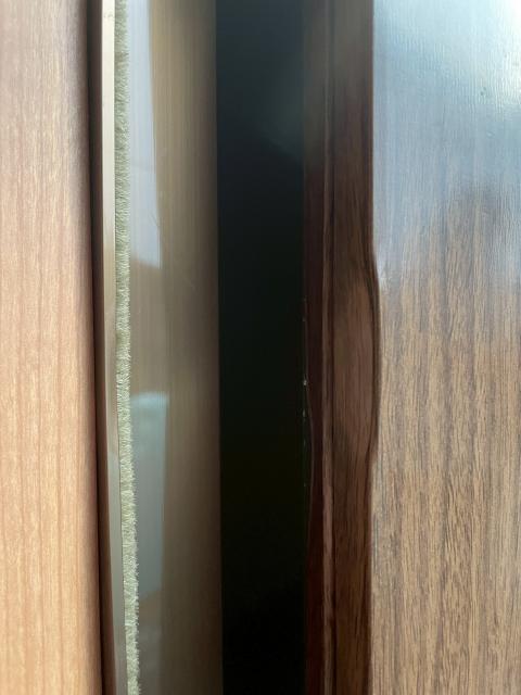 品川区中延で玄関ドアが閉まらなくなった既存写真