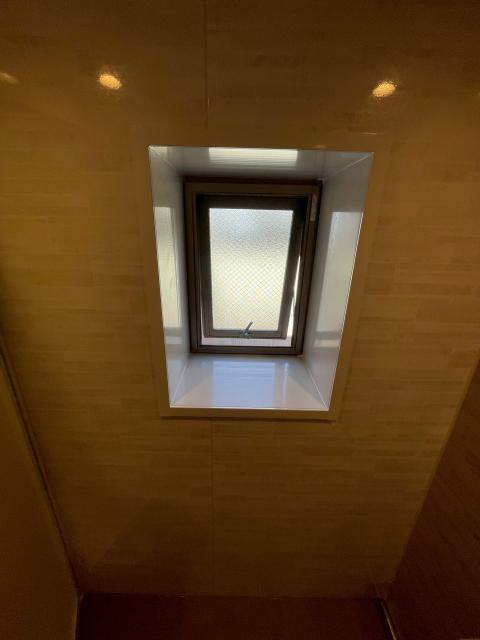 品川区旗の台マンションユニットバス設置窓の写真