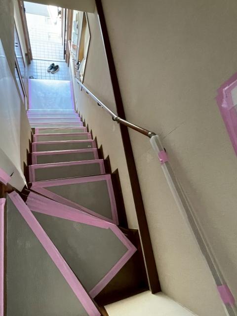 西小山浴室交換階段養生写真