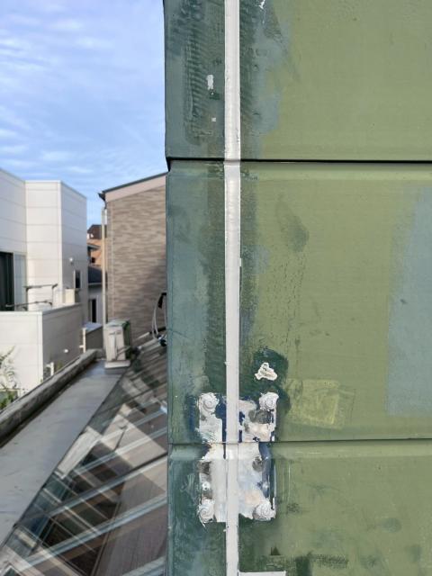 武蔵小山で雨漏り外壁シール打ち替えした写真