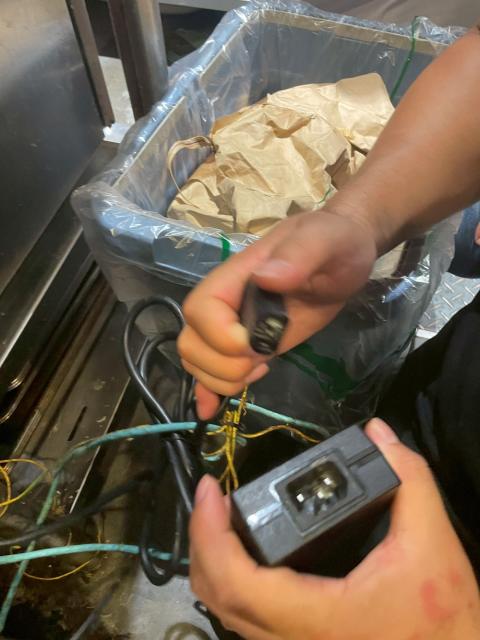 西小山の飲食店の「漏電のご相談、漏電チェッカー写真