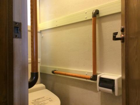 トイレの手すり写真