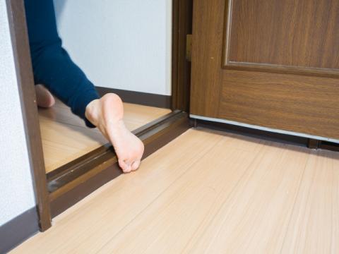 段差で転倒写真