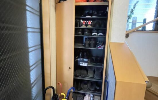 目黒区目黒で2階水回りから水漏れ漏水が発生