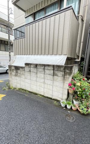 品川区で道路沿いコンクリートブロック塀の調査写真