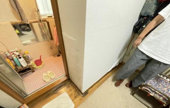 品川区で室内水漏れの調査に伺いました