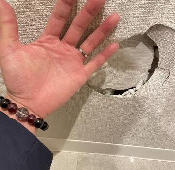 品川区の中古マンションでトイレの壁穴補強の現地調査に伺いました