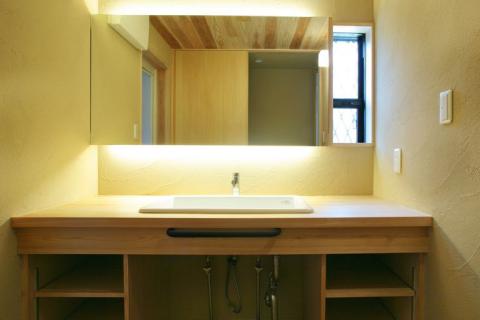 間接照明　洗面台