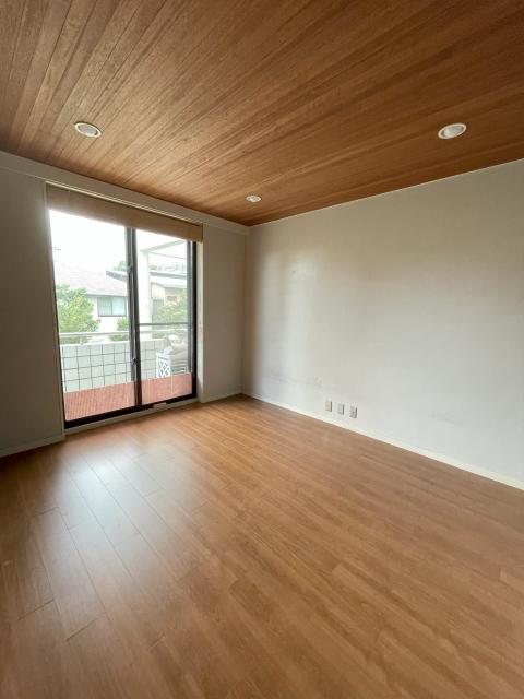 大田区洗足天井　床合わせたフローリング写真