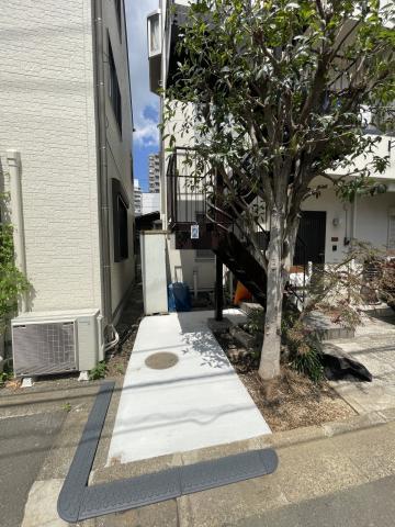 品川区旗の台で電動カート置き場にスロープ設置完成写真