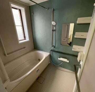 西小山でリクシルのユニットバスの組み立てが完了しました