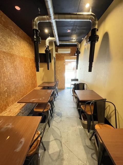 戸越銀座商店街ホルモン焼きさん店内の写真