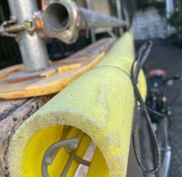 目黒区原町で外装改修工事のため足場を設置しました