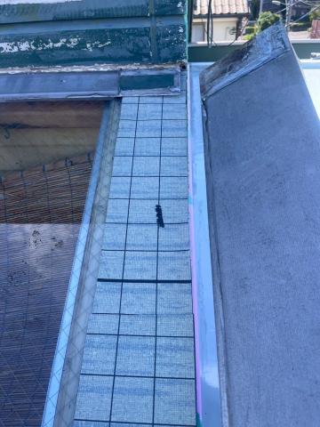 武蔵小山で陸屋根部分を通気緩衝工法で防水工事した写真