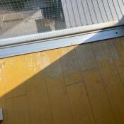 目黒区目黒本町でマンションのフローリング劣化傷既存写真