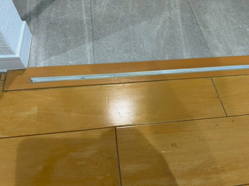 目黒区目黒本町のマンションで劣化傷リペア完了写真