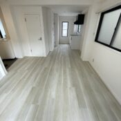 武蔵小山の賃貸マンションで床フロアタイル重ね張り完成写真