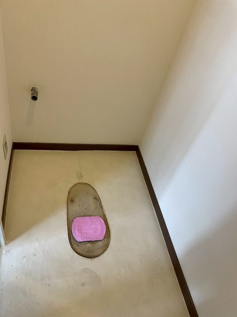 武蔵小山賃貸マンショントイレを撤去した写真
