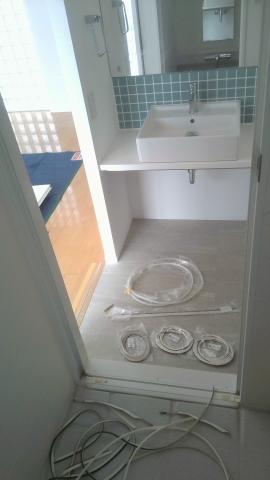 目黒区目黒本町で経年劣化した浴室ドアパッキン交換の写真