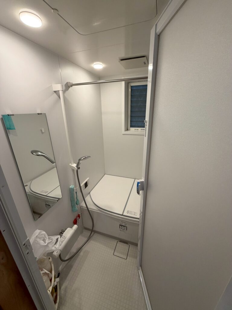 品川区で床上浸水した自宅解体後の浴室リフォーム完成写真