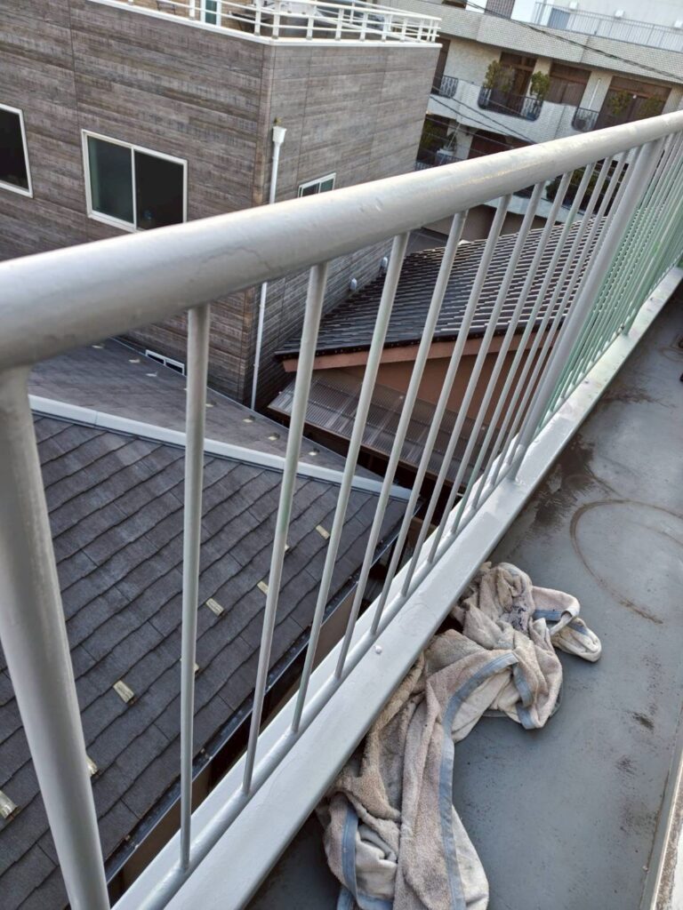 品川区西五反田鉄部手すりサビサビ止め終了写真