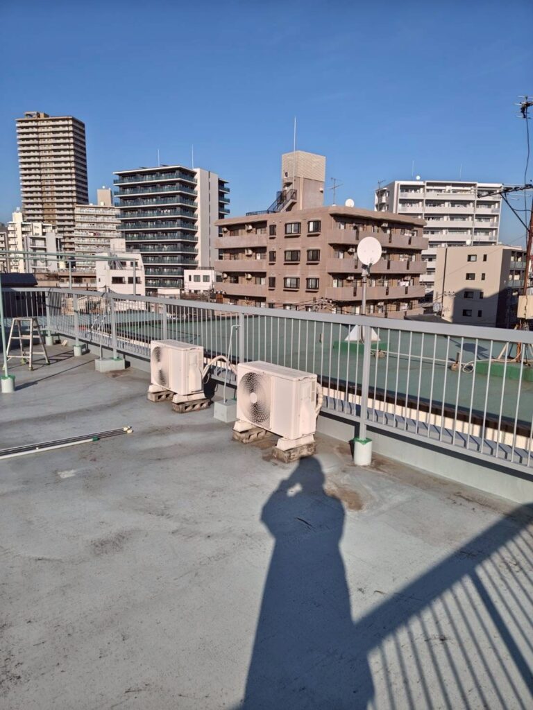 品川区西五反田鉄部手すりサビ止め塗装終了写真