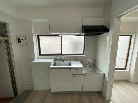 武蔵小山賃貸マンション施工後キッチン写真
