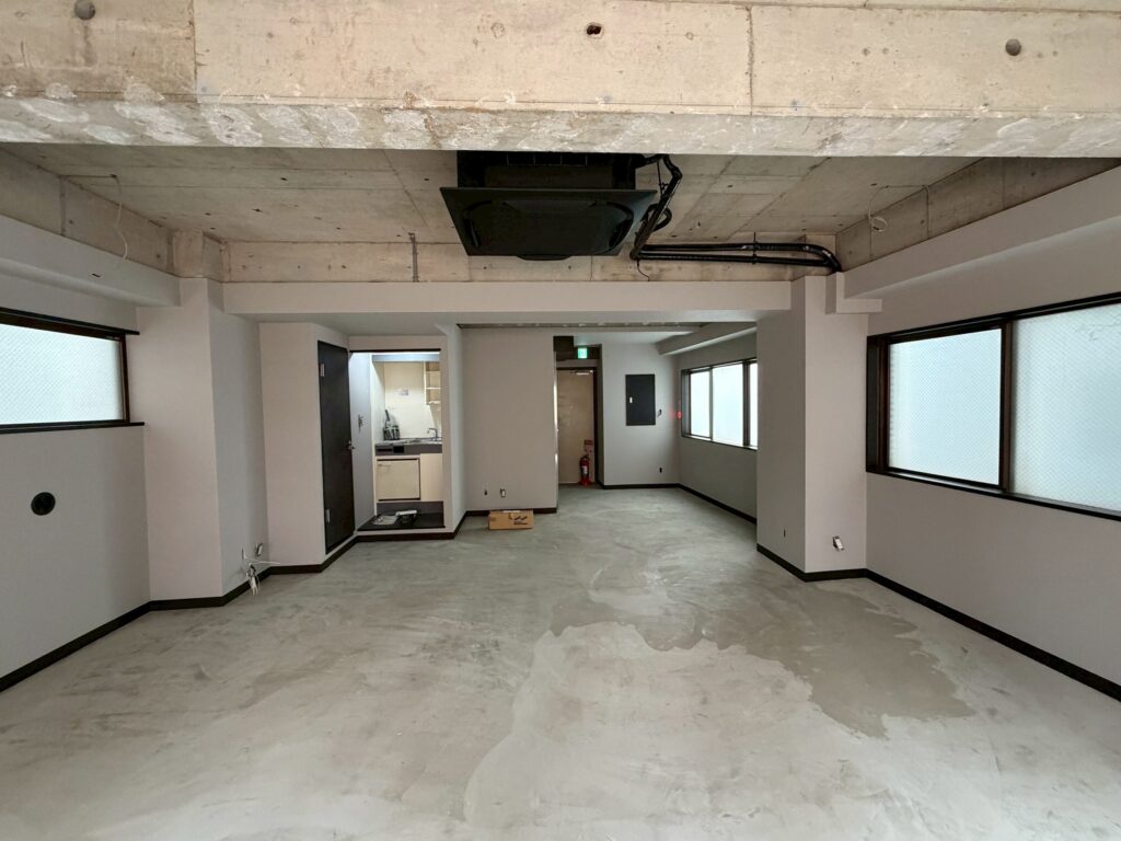 品川区五反田駅近くのパーソナルジムのクロス工事完成写真