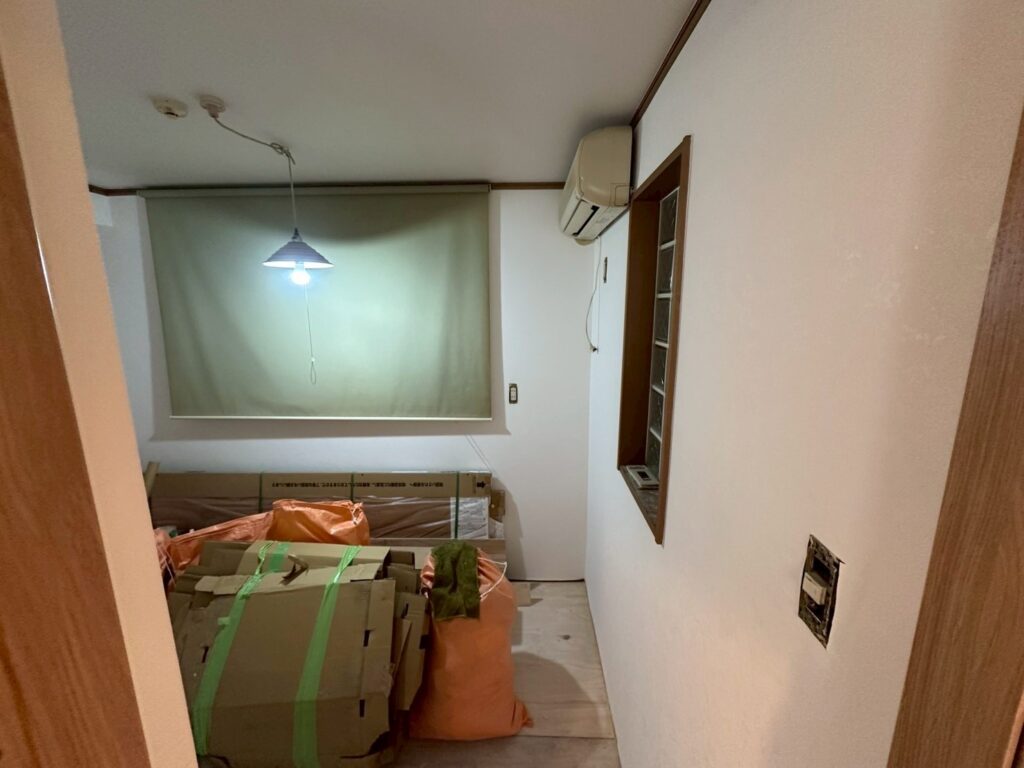 品川区床上浸水お部屋のクロス仕上げ写真