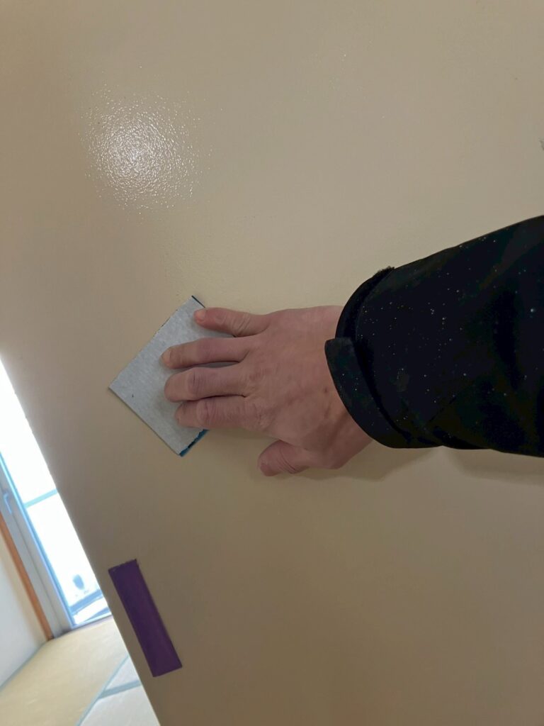 武蔵小山賃貸マンション戸襖やすり掛け写真