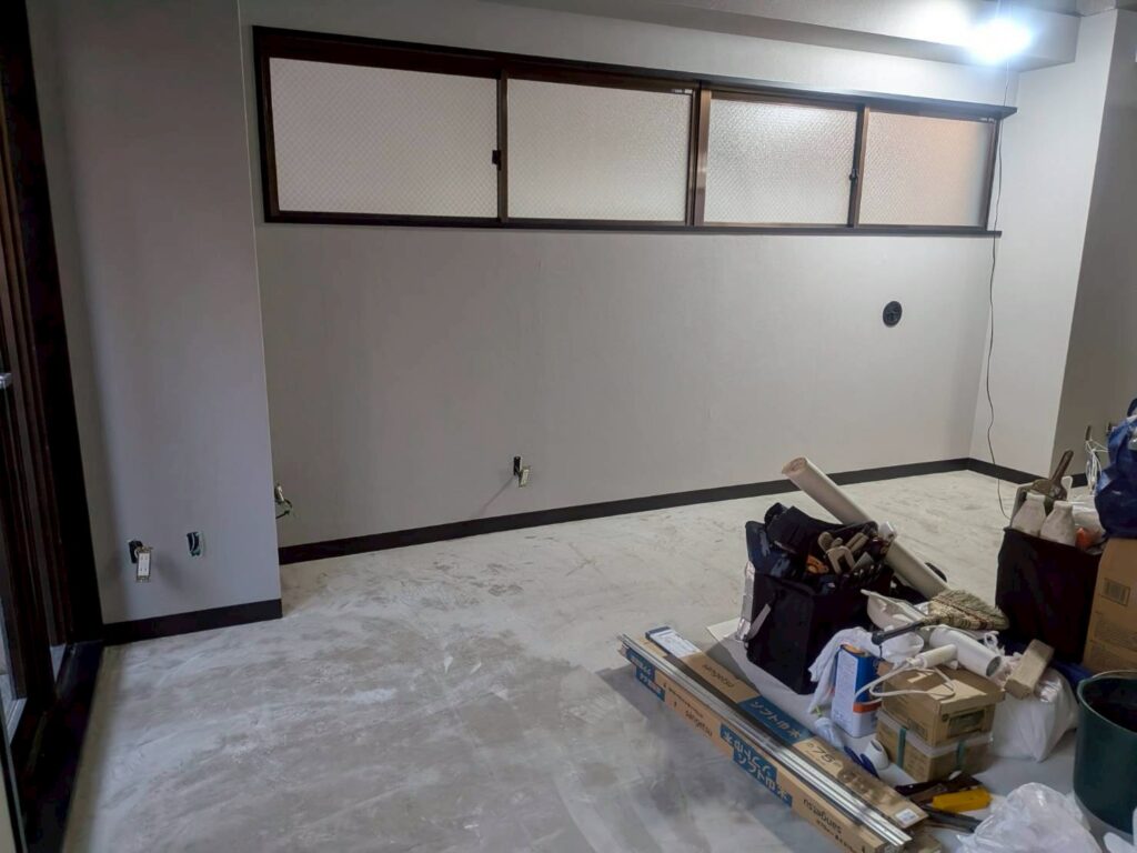 品川区五反田駅近くのパーソナルジムの壁紙完成写真