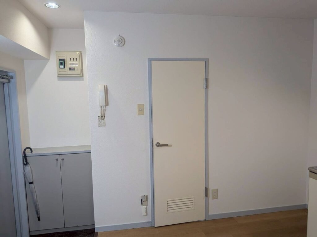 武蔵小山賃貸マンションクロス張替え完成写真