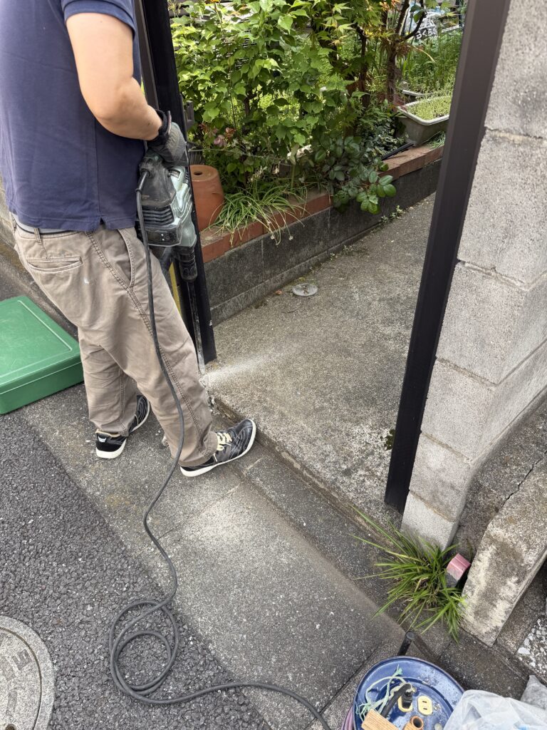 品川区荏原で既存支柱撤去前の写真