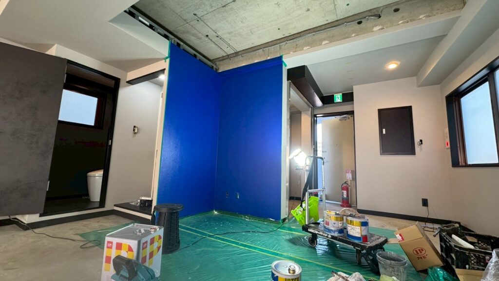 品川区五反田駅近く第2店舗の青い壁写真