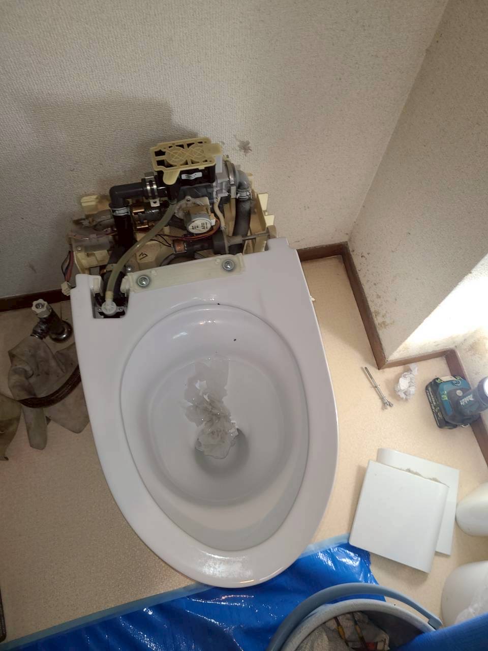 目黒区原町賃貸マンションタンクレストイレ交換工事写真