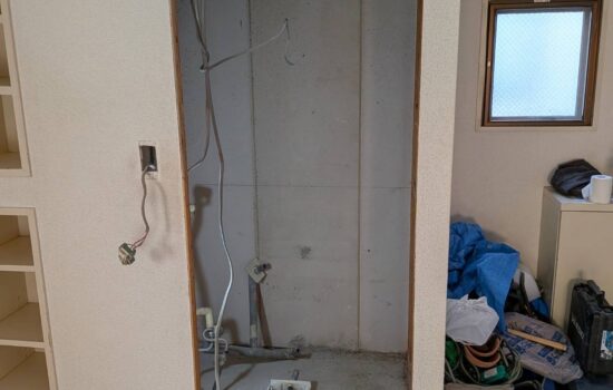 武蔵小山の賃貸マンションリフォームで水回りの解体工事をしました