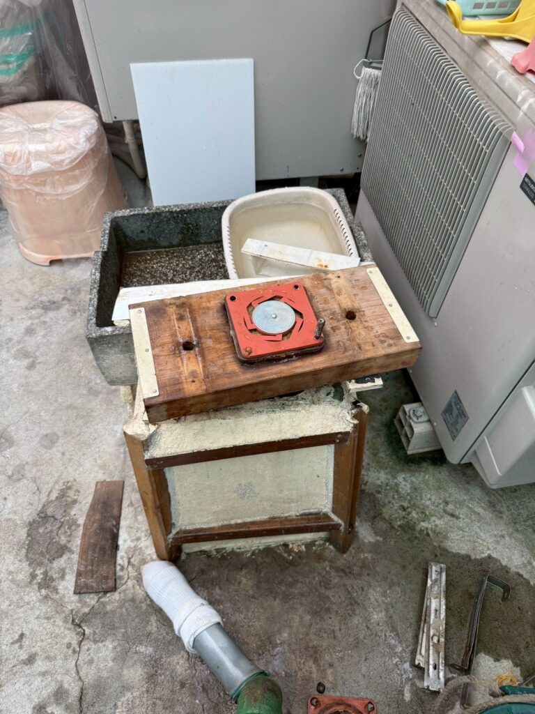 品川区小山で井戸のライト弁写真