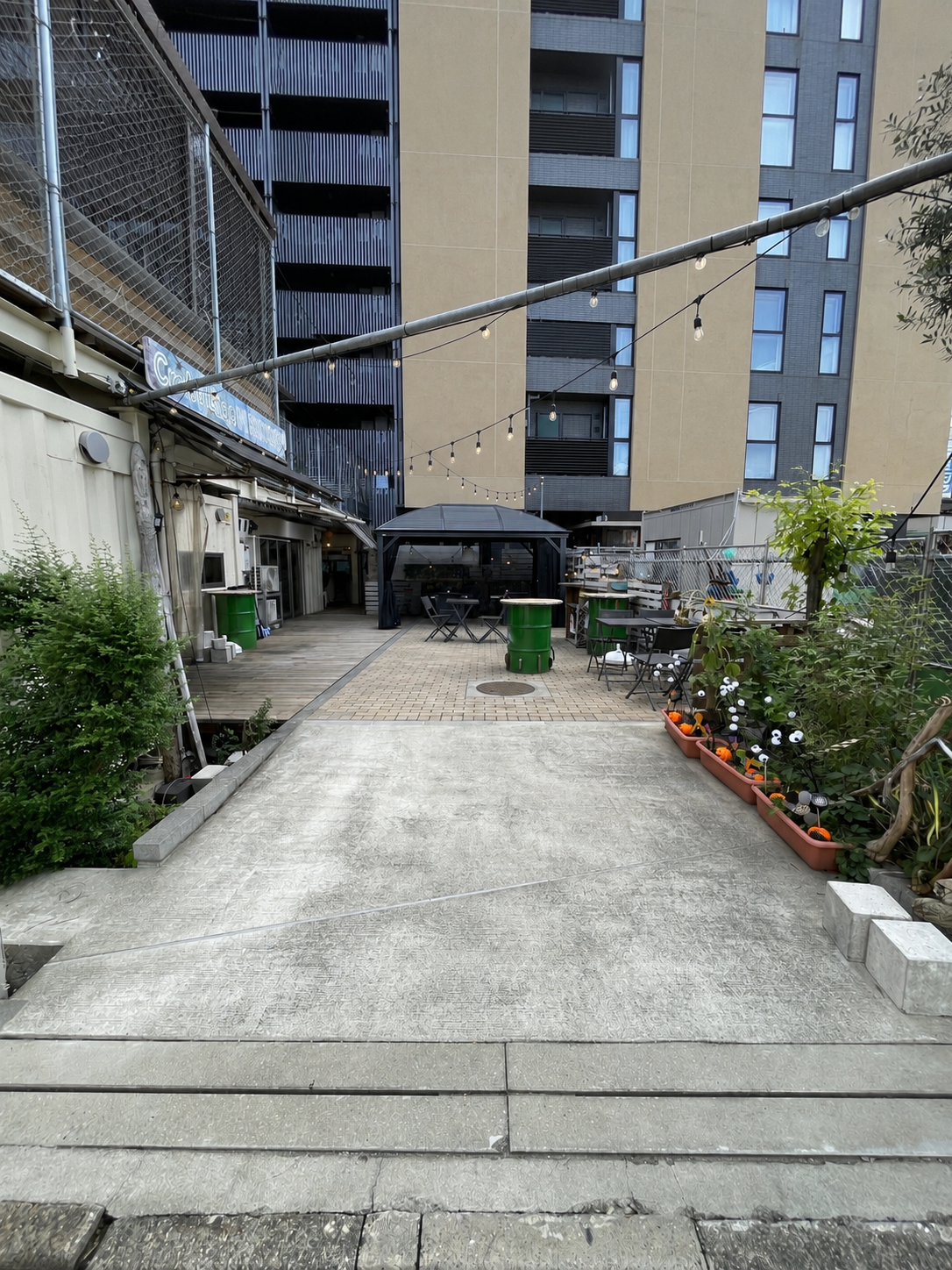 クラフトビレッジ西小山の広場既存写真